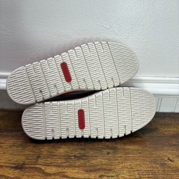Vionic Women Size 9 Shoes Uptown Penny Loafers Red Suede Flexible Comfort Travel - Picture 7 of 8